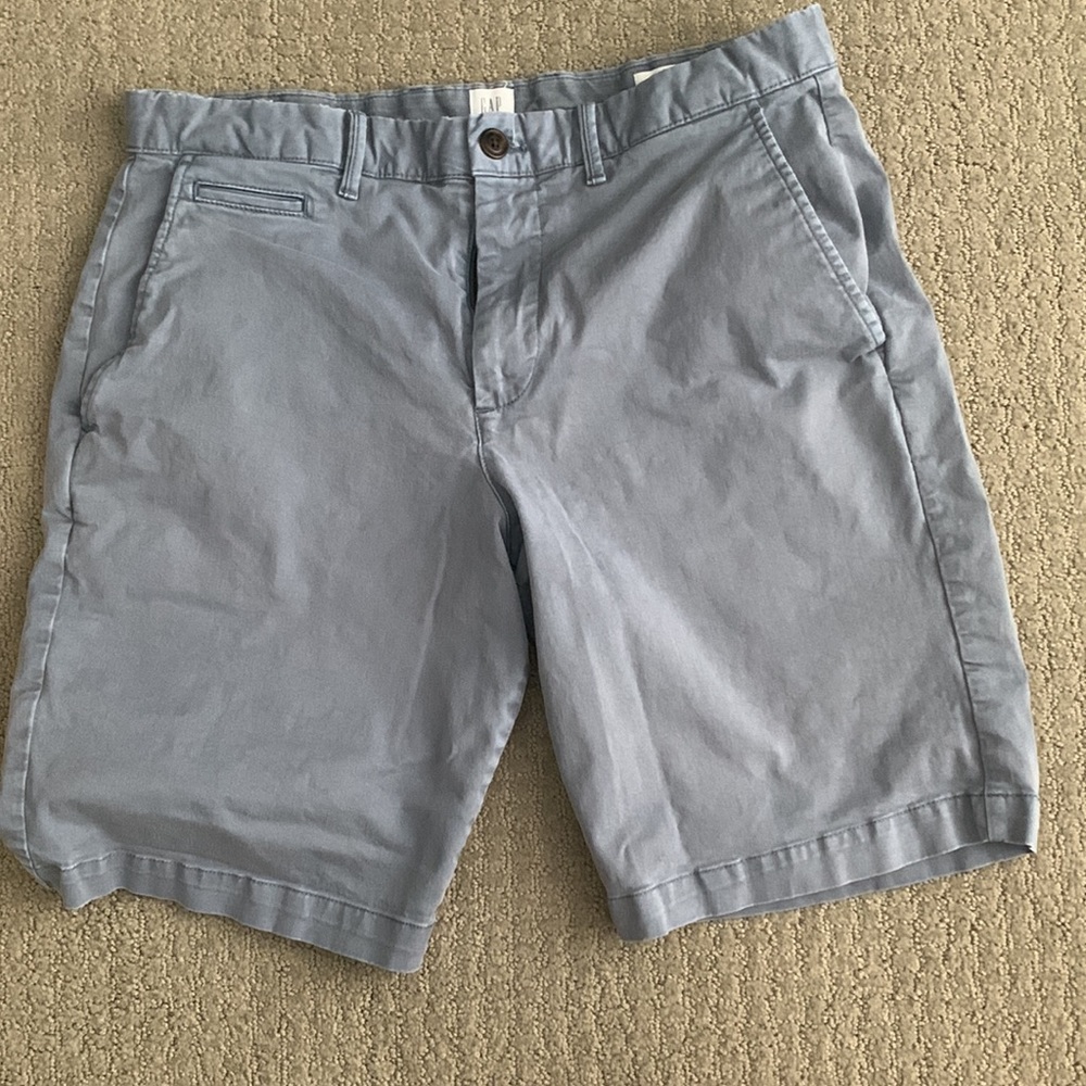 Men’s Gap Flat front Blue/Gray Shorts 10” -Size 31